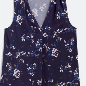 41 Hawthorn Navy Floral V-Neck Blouse